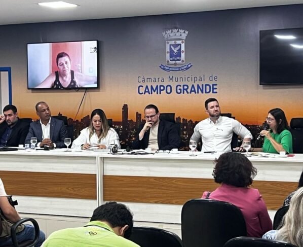CPI do Transporte Coletivo iniciou a escuta de depoimentos nesta segunda (Foto: Alysson Maruyama)
