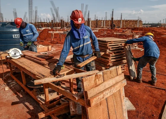 caged foto mayke toscano secom mt